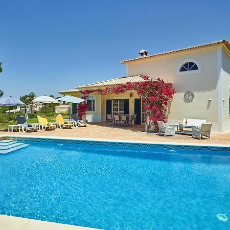 Villa Vista Da Montanha By Vintage Travel *
